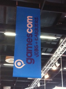Banner von der Decke mit gamescom Jobs und Karriere